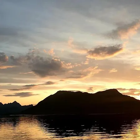 Ξενοδοχείο Risvaer Brygger *